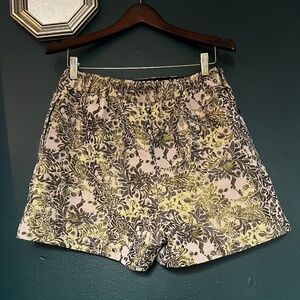 Free People Shine Like a Shorty Jacquard Shorts Sz Medium Gold High Rise Pull On